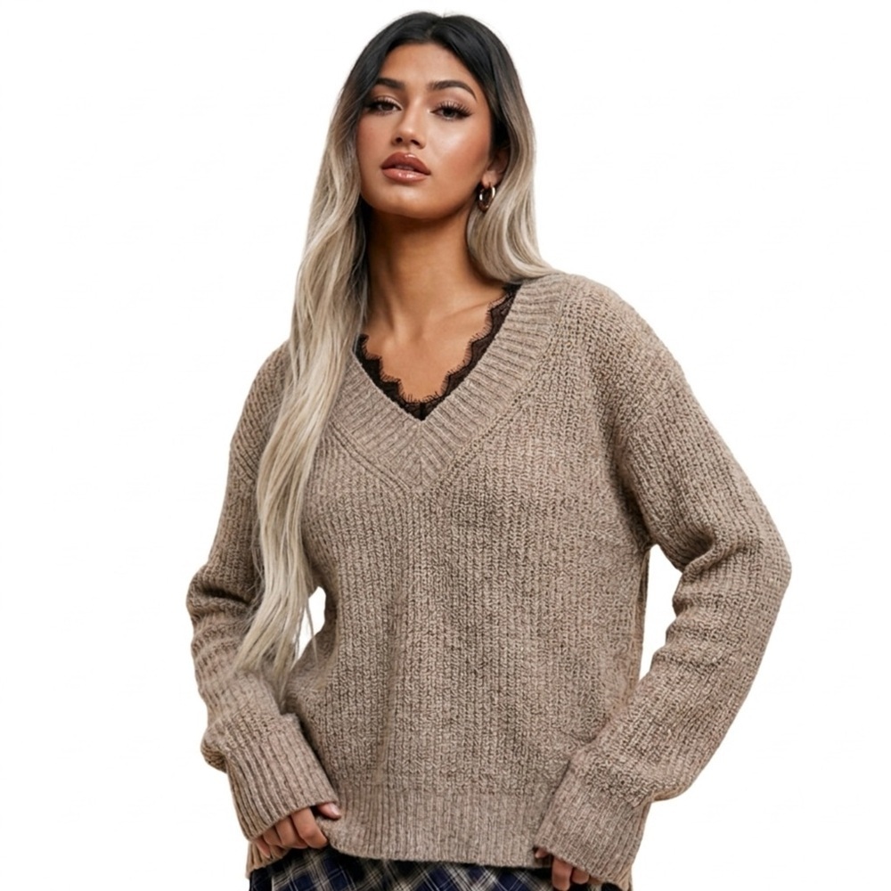 La Miel Boho Heather Beige Lace Trim V-Neck Ribbed Sweater Women’s Sz Medium New